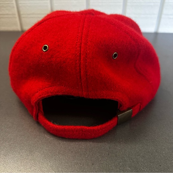 Vibrant Red Vintage GAP 80% Wool Women’s Adjustable Hat Made in USA - Picture 3 of 16